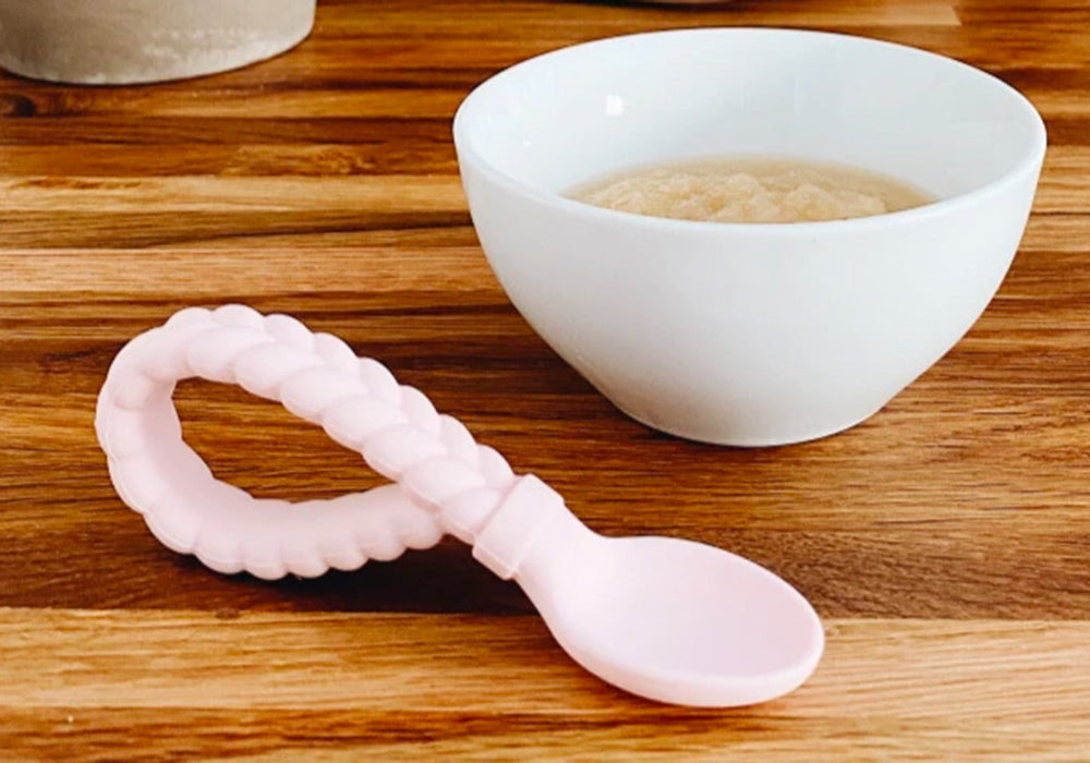 https://www.itzyritzy.com/cdn/shop/files/1000x700_sweetie-spoons.jpg?v=1696518838