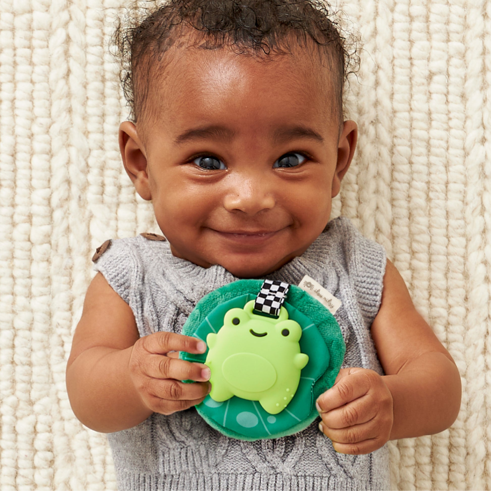 Sweetie Crinkle™ Sensory Teether - Freddie the Frog