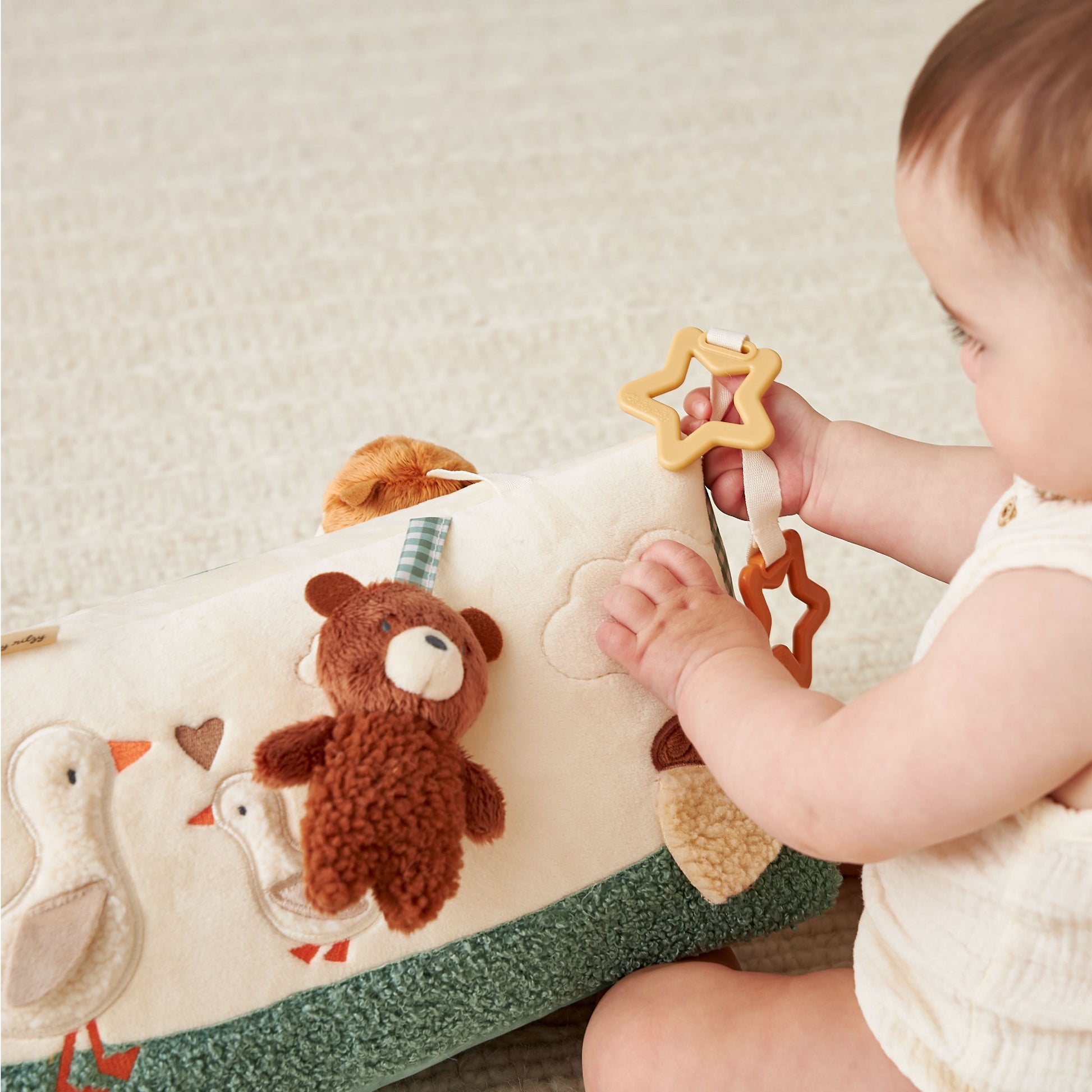 Babylist x Itzy™ Tummy Time Mirror - Alex the Fox (Babylist Exclusive!)
