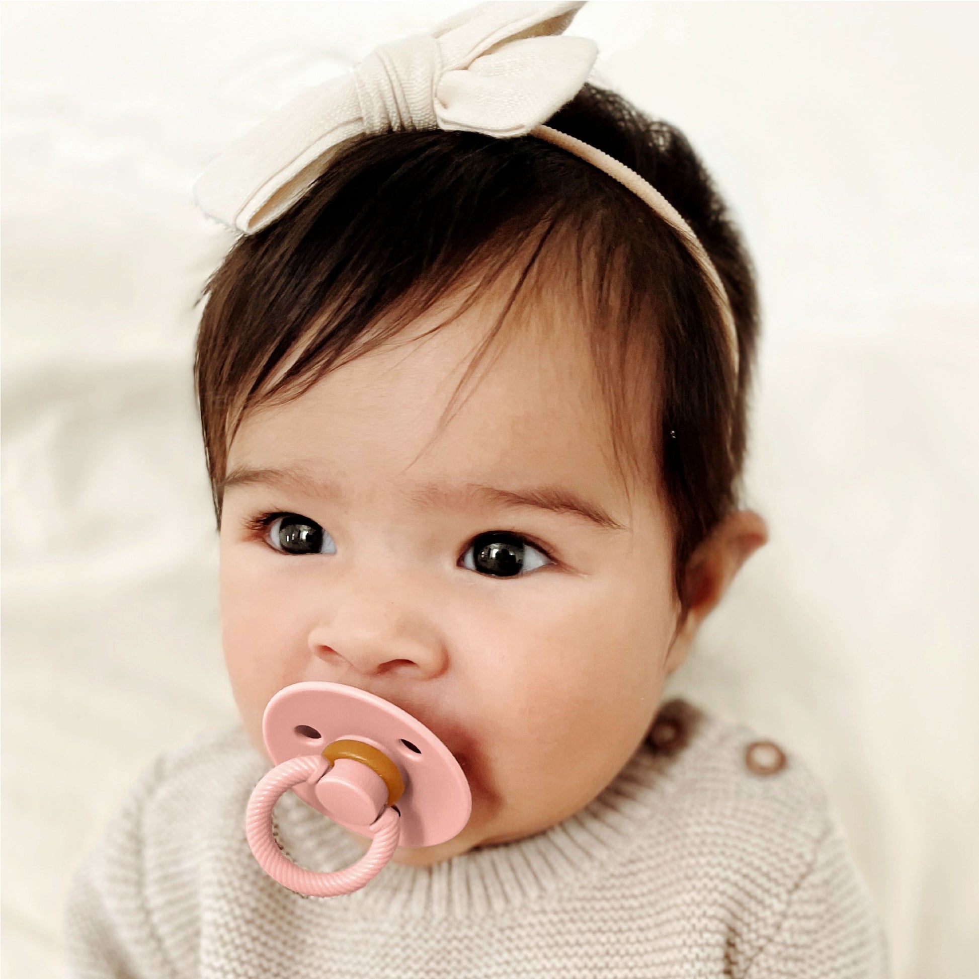 Itzy Soother™ Natural Rubber Pacifier - 6-18M Blossom & Rosewood