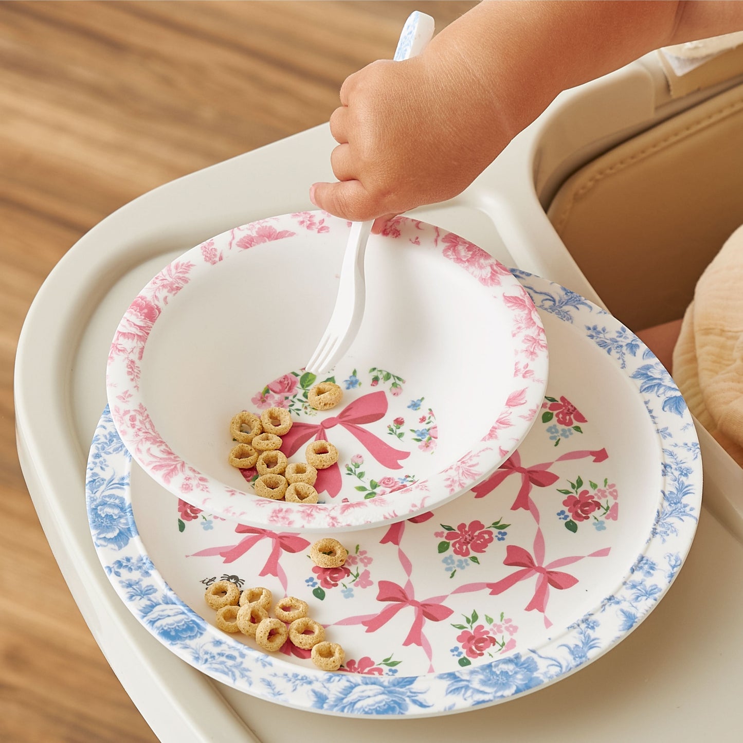 Itzy Bistro™ - Ribbons & Roses