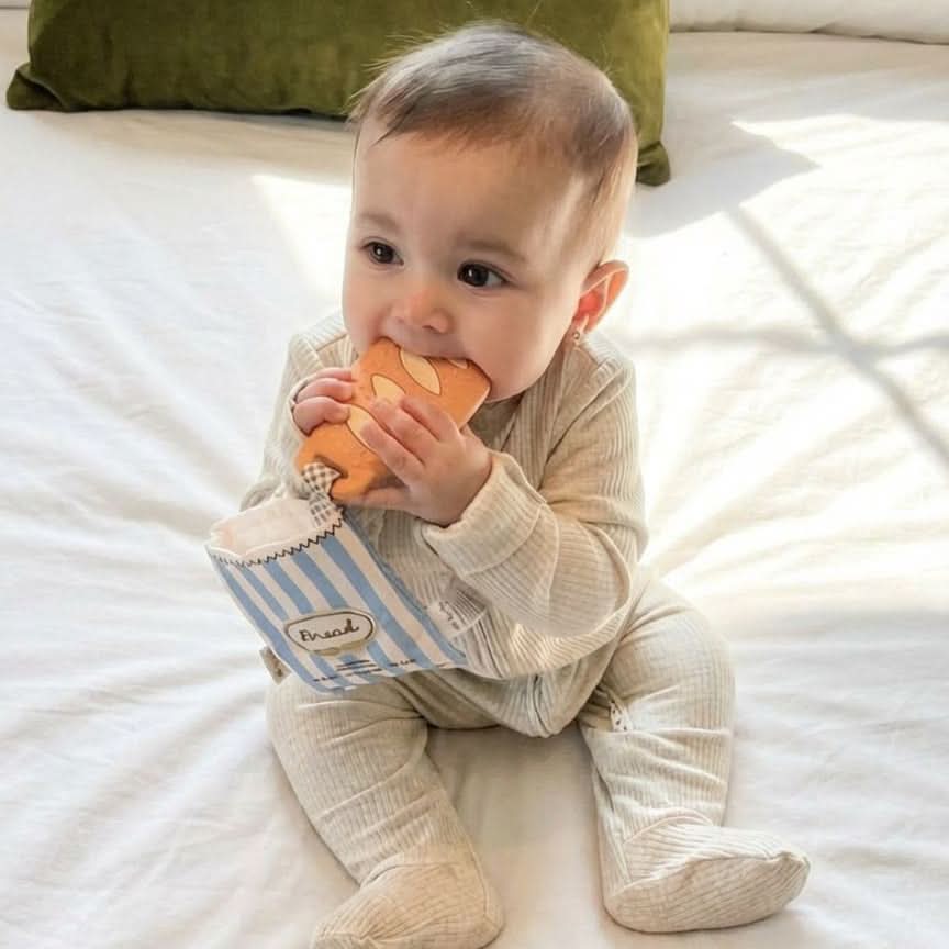 Teensy Crinkle™ Teether