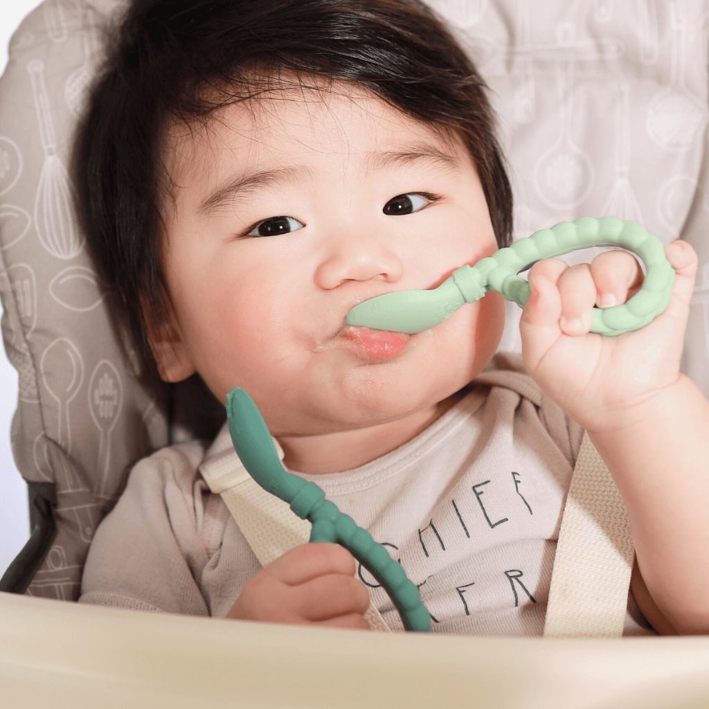 Shop Silicone Baby Feeding Set, Infant Eating Utensils, Silicone Baby  Products, Baby Feeding