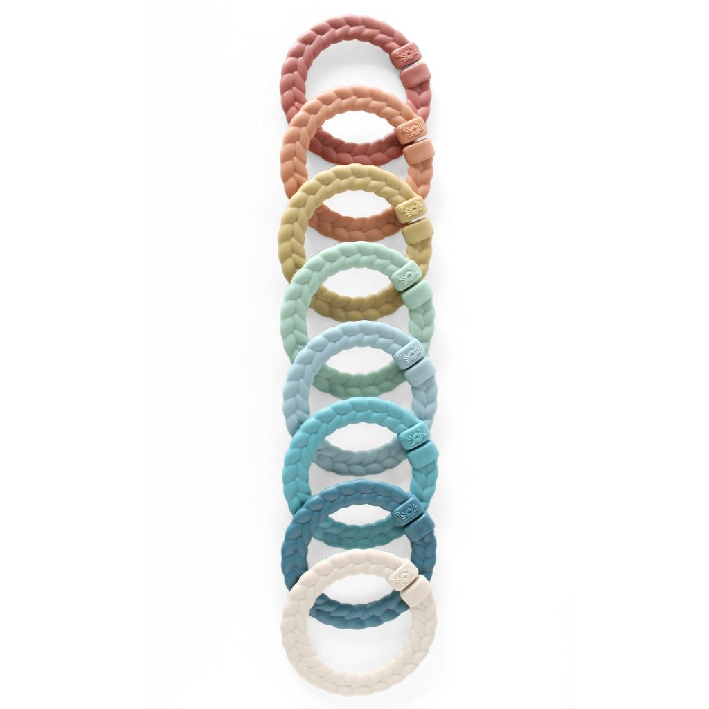 Bitzy Bespoke™ Itzy Rings Linking Ring Set Toy Itzy Ritzy Neutral Rainbow