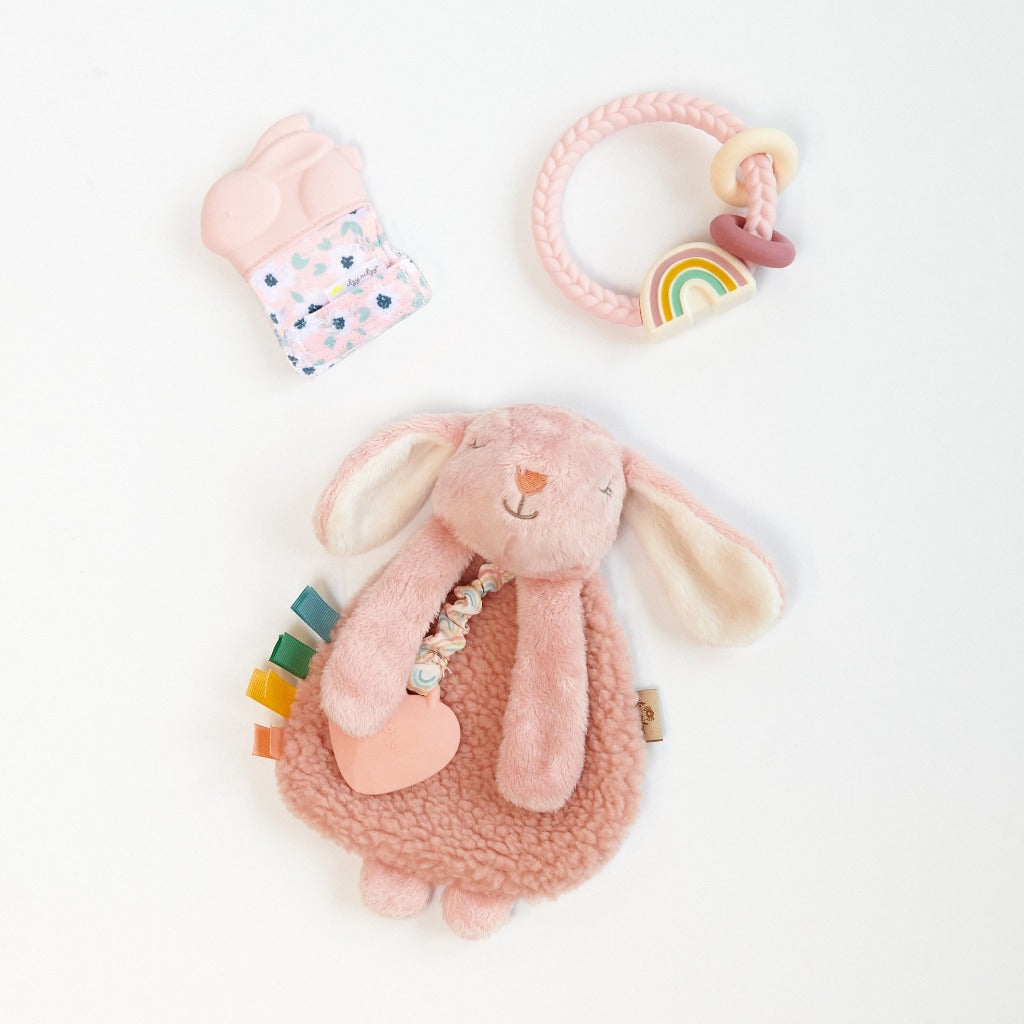 New Baby Gift Set Teethers Itzy Ritzy Bunny BFF Set